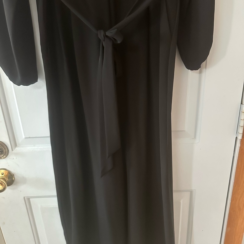 LOFT Black Long-Sleeve V-Neck Jumpsuit with Tie Waist. Size 12. - Picture 6 of 16